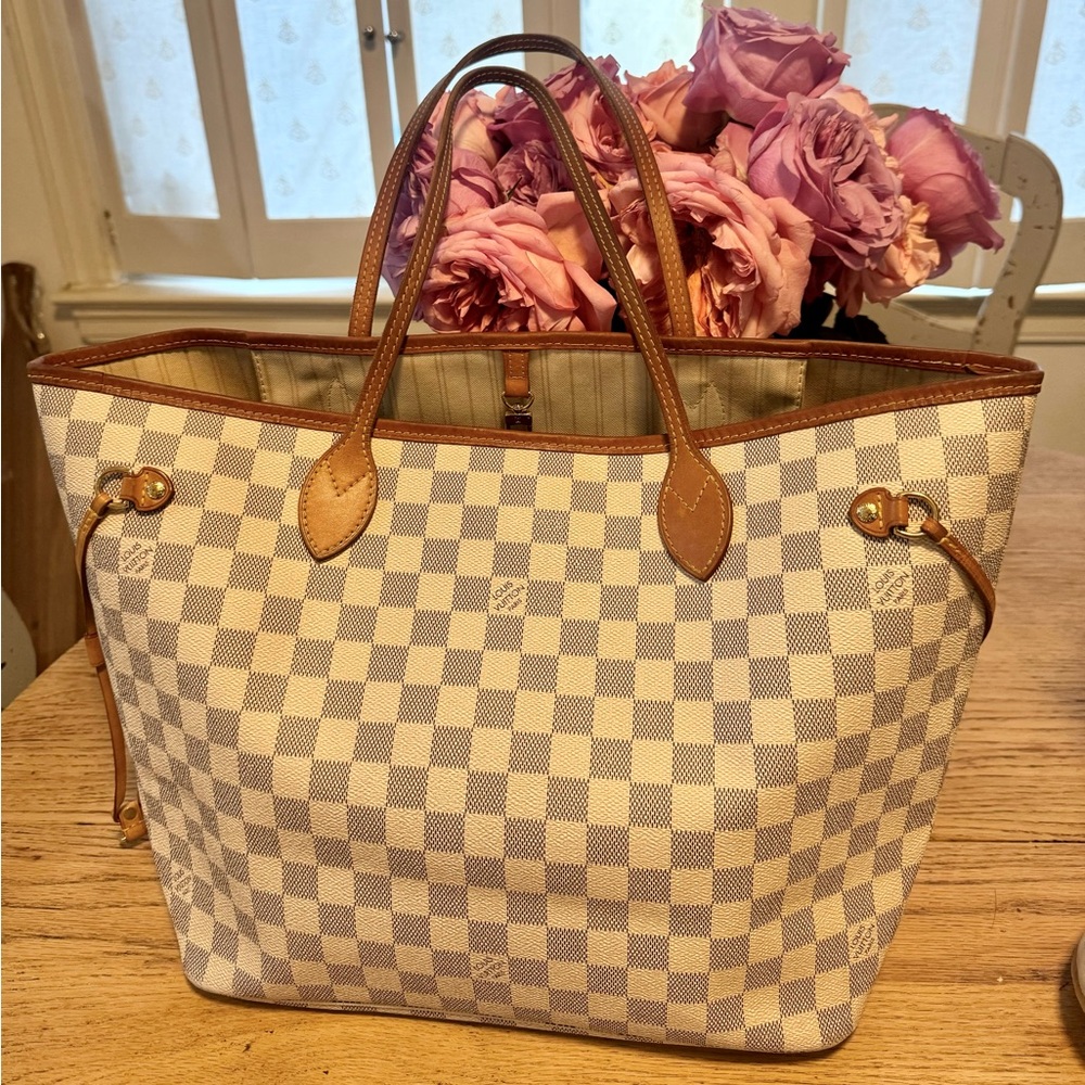 Used Louis Vuitton White & Blue Medium Neverfull Rose Beige Damier Azur Bag